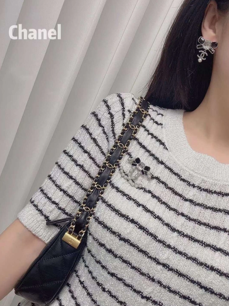 Popular Chxnxl Brooches 287817