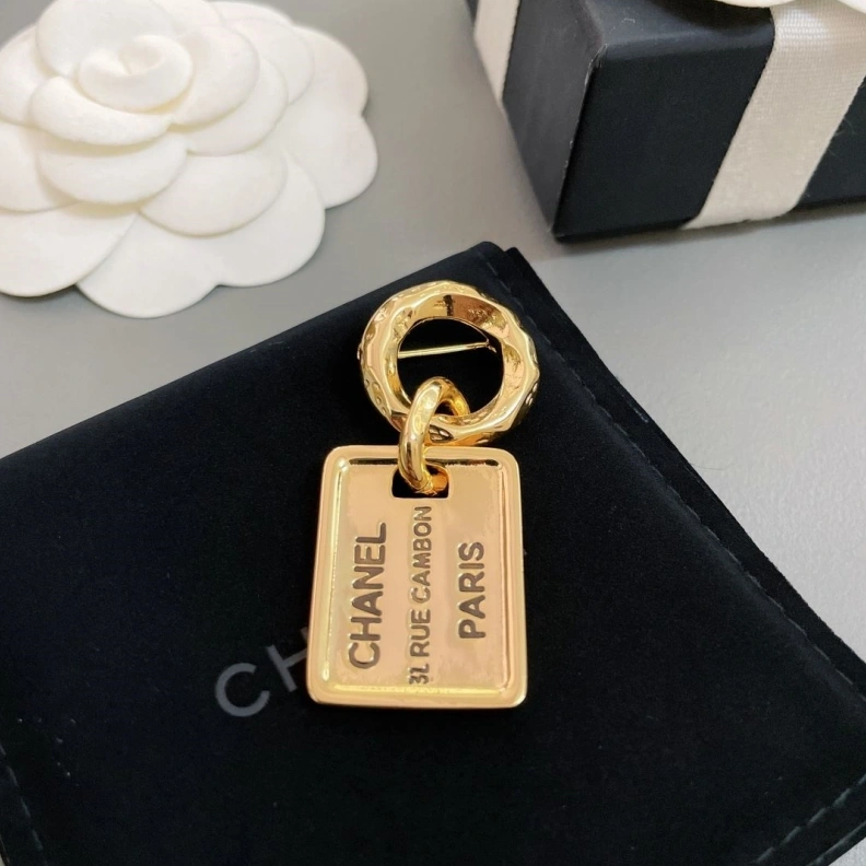 UrbanStyle Chxnxl Brooches 287818
