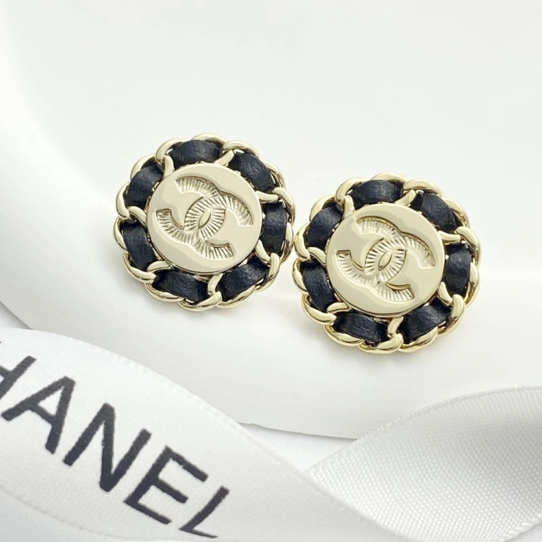 Vibrant Chxnxl Earrings 287420