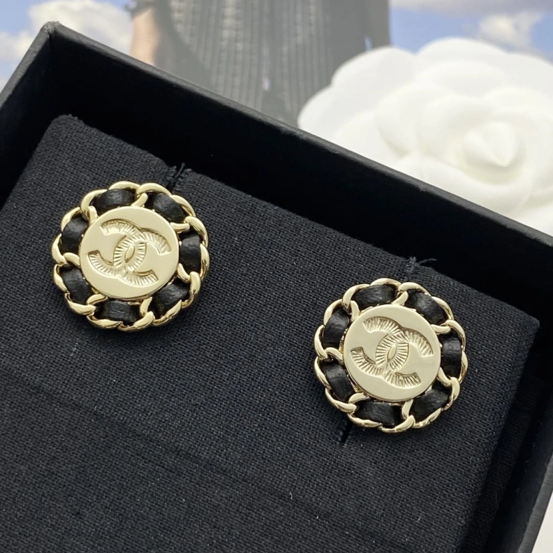 Vibrant Chxnxl Earrings 287420
