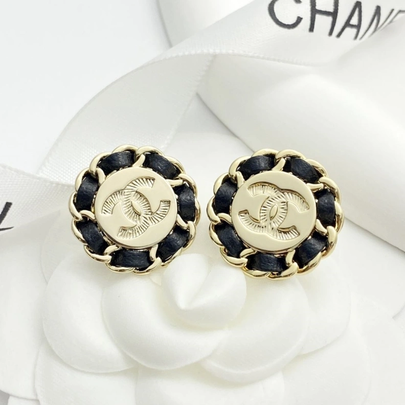 Vibrant Chxnxl Earrings 287420