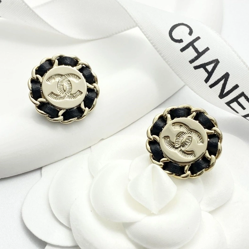 Vibrant Chxnxl Earrings 287420