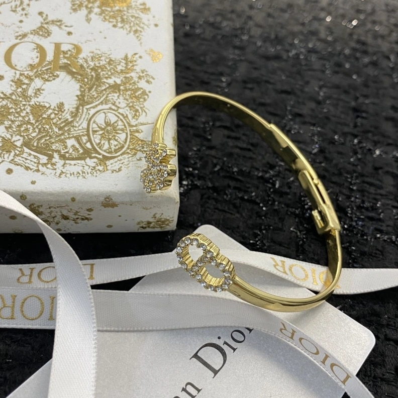 Christian Dxxr Bracelets Lightweight 294629