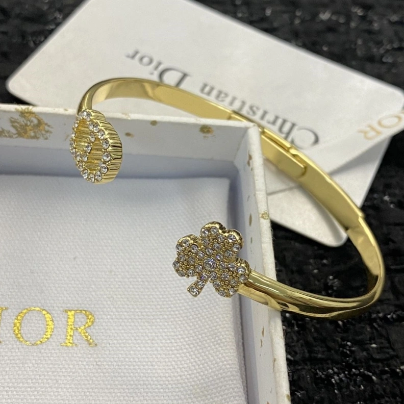 Christian Dxxr Bracelets Lightweight 294629