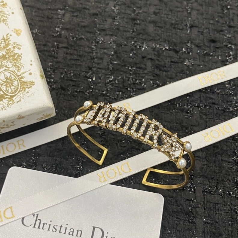 Christian Dxxr Bracelets Unique 294622
