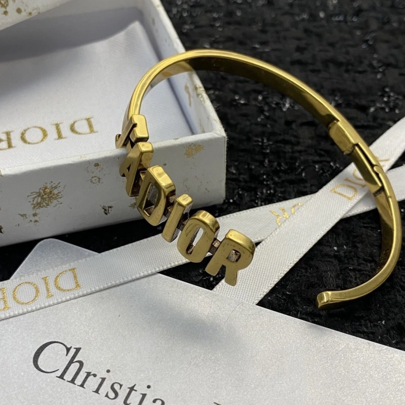 Christian Dxxr Bracelets EyeCatching 294636