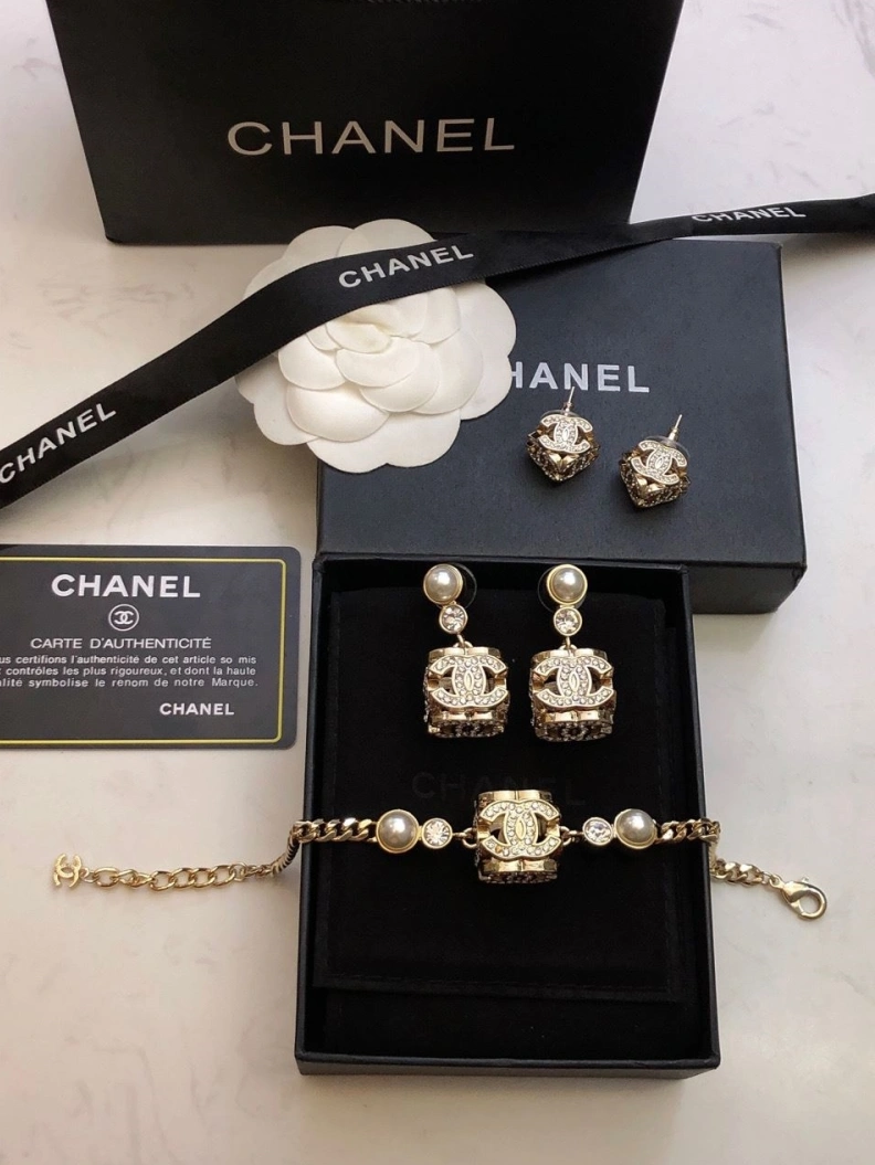 AllSeason Chxnxl Earrings 287399