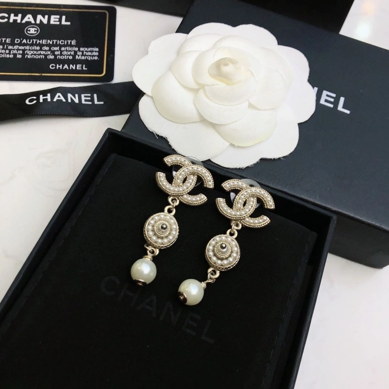 WellDesigned Chxnxl Earrings 287400