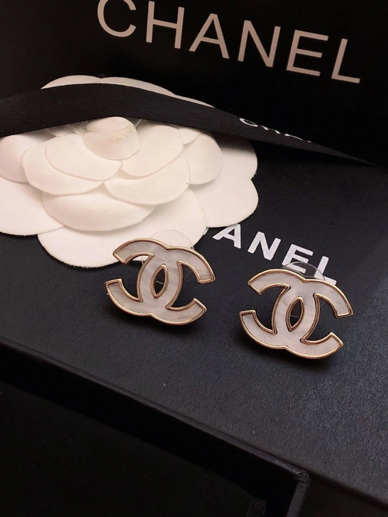 Comfortable Chxnxl Earrings 287391