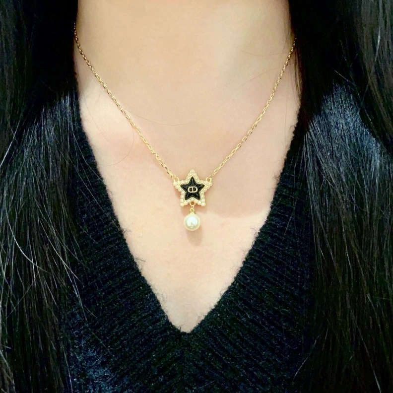 Christian Dxxr Necklaces Trendy 294373