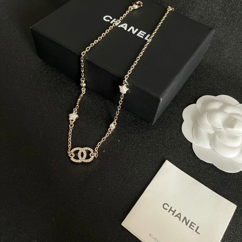 Refined Chxnxl Bracelets 287924