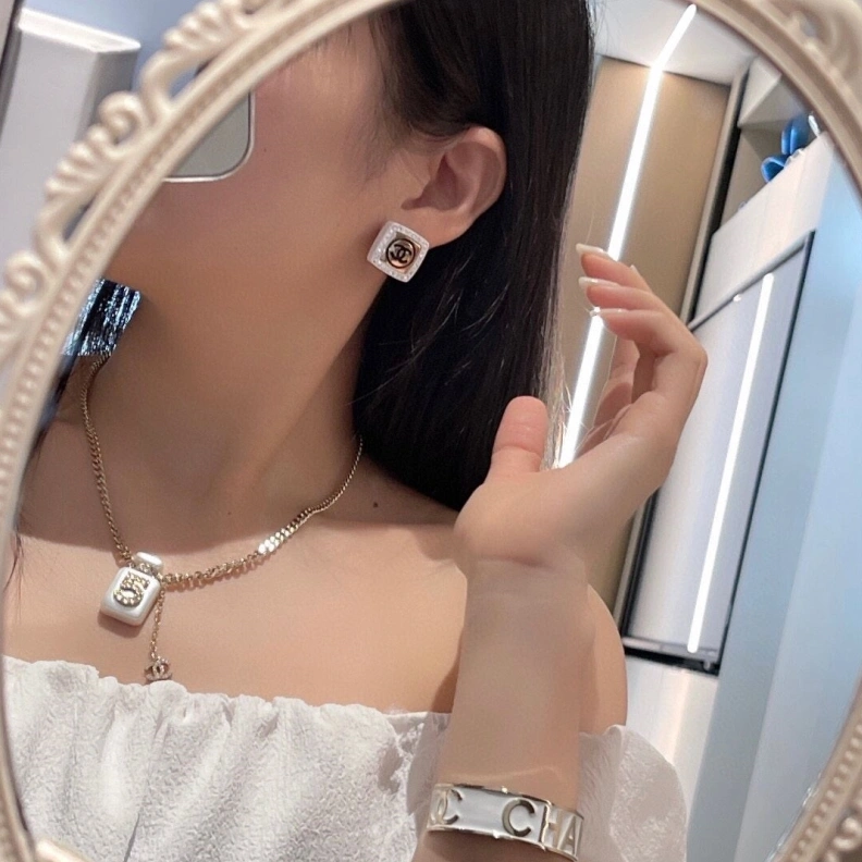 Chxnxl Necklaces Modern 286750