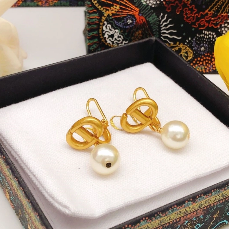 UrbanStyle Christian Dxxr Earrings 294503
