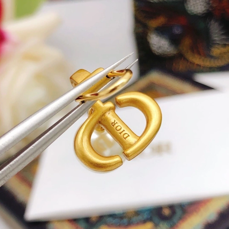 UrbanStyle Christian Dxxr Earrings 294503