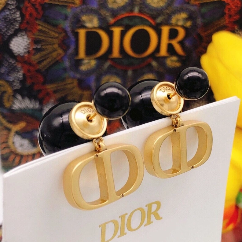 Christian Dxxr Earrings Trendy 294514