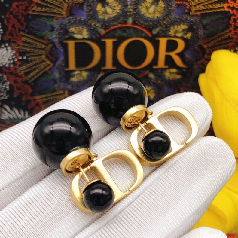 Christian Dxxr Earrings Trendy 294514