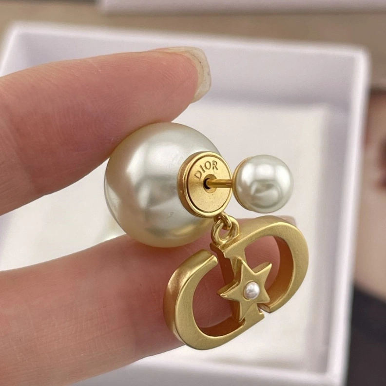 Christian Dxxr Earrings Comfortable 294518
