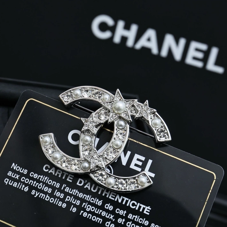Chxnxl Brooches Vibrant 287812