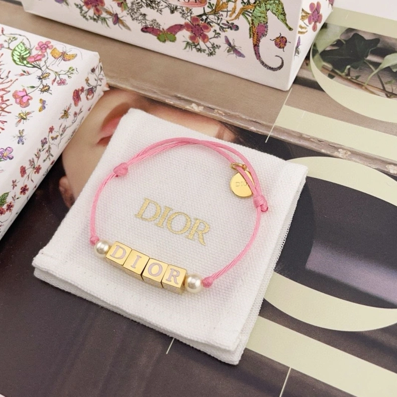 Stylish Christian Dxxr Necklaces 294385