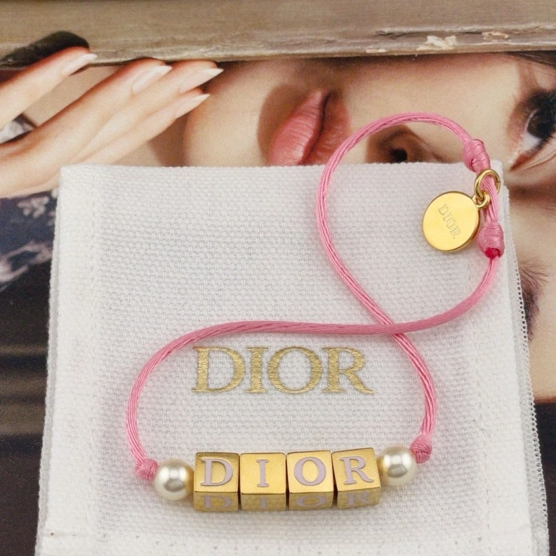 Stylish Christian Dxxr Necklaces 294385