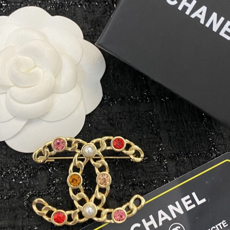 Lightweight Chxnxl Brooches 287807