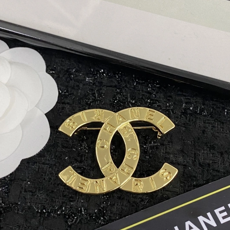 Unique Chxnxl Brooches 287806