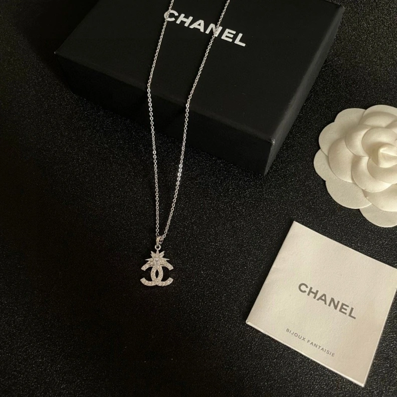 ModernLook Chxnxl Necklaces 286736