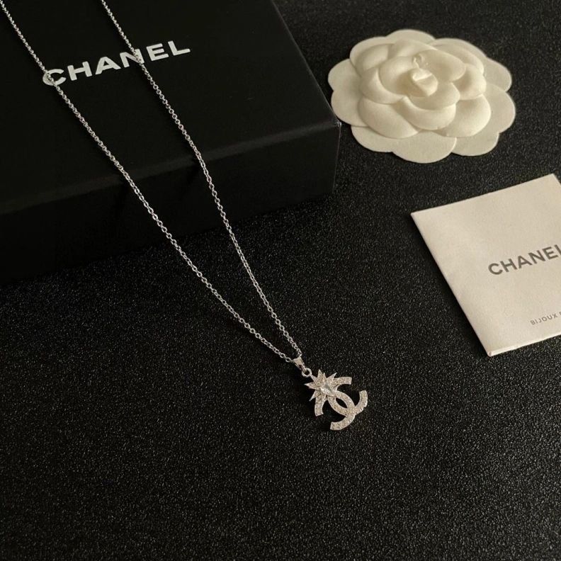 ModernLook Chxnxl Necklaces 286736