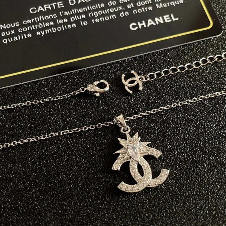 ModernLook Chxnxl Necklaces 286736