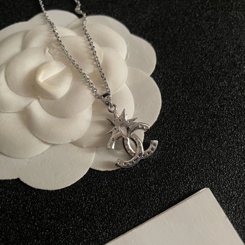 ModernLook Chxnxl Necklaces 286736