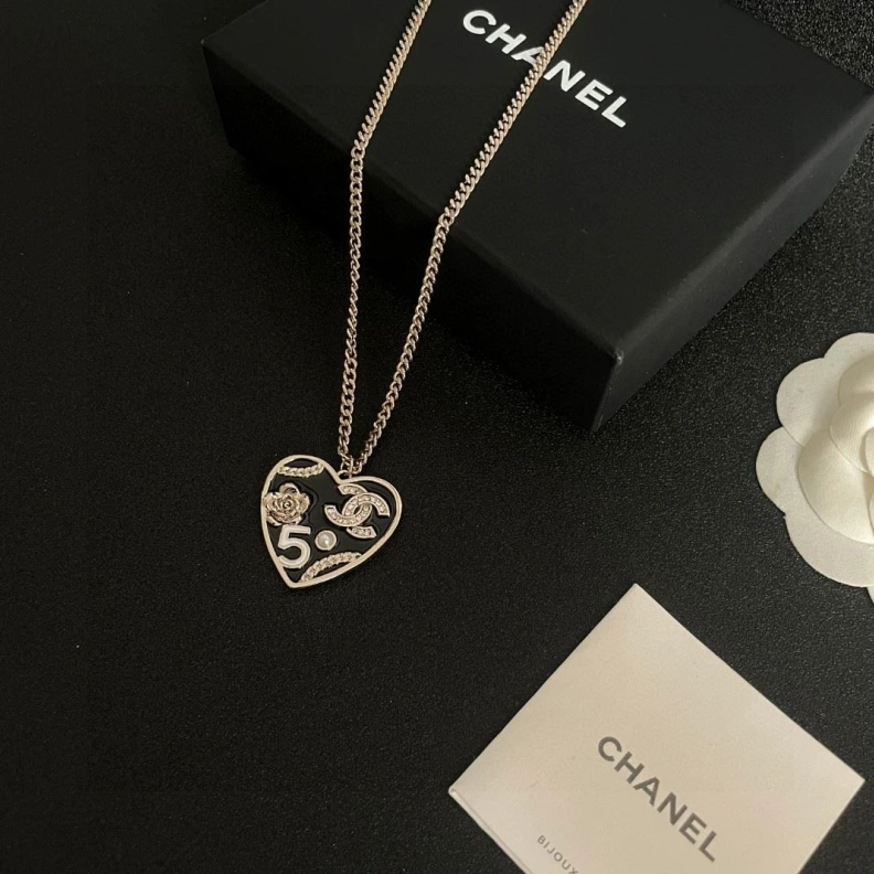 Durable Chxnxl Necklaces 286729