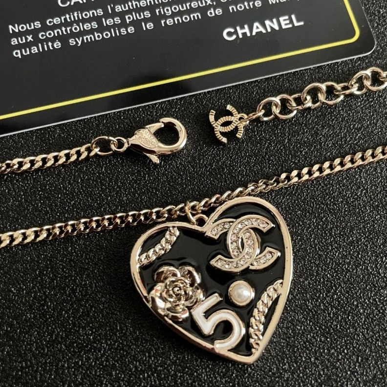 Durable Chxnxl Necklaces 286729
