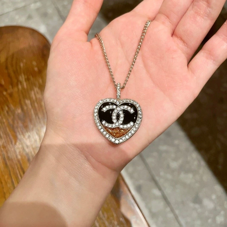 Bright Chxnxl Necklaces 286739
