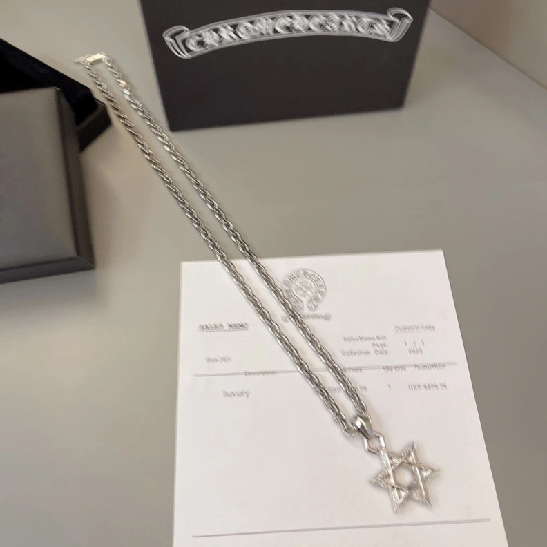Chrxmx Hxxrts Necklaces Stylish 297836