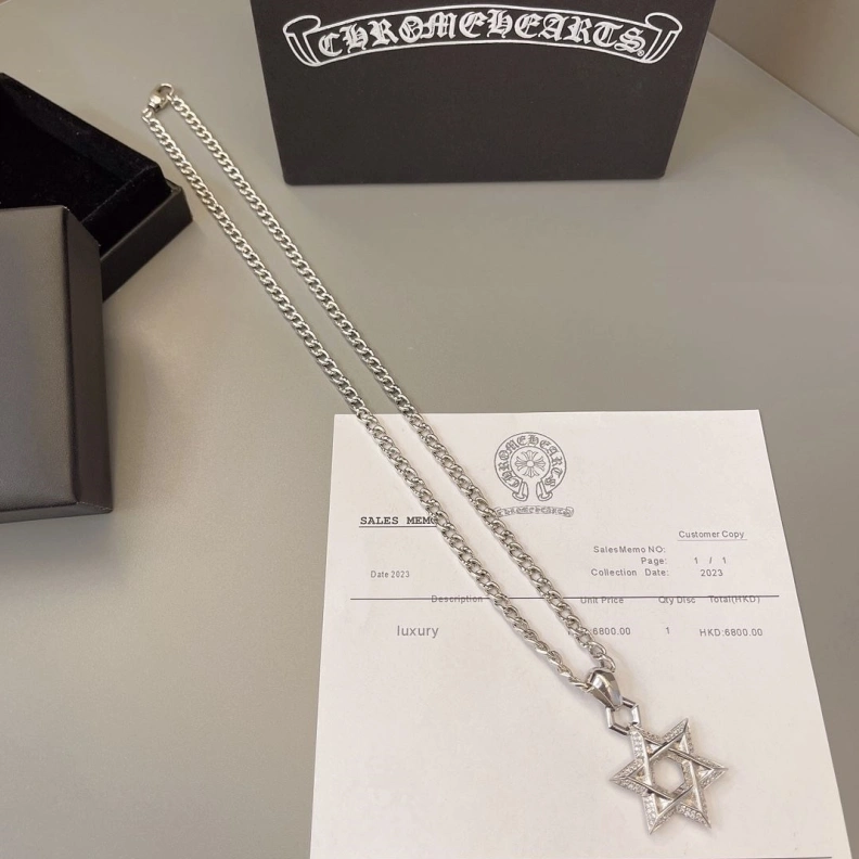 Stylish Chrxmx Hxxrts Necklaces 297839