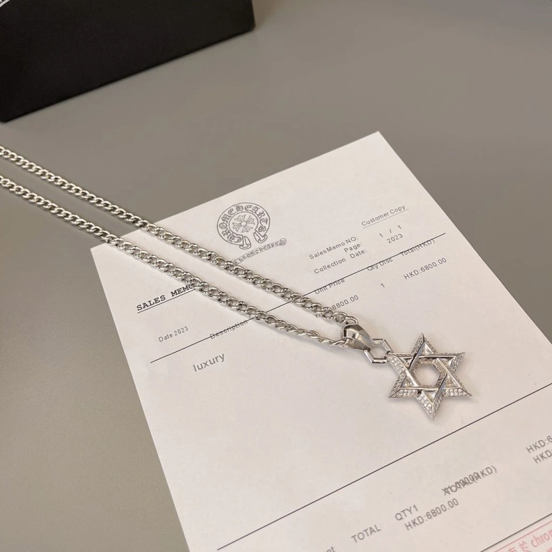 Stylish Chrxmx Hxxrts Necklaces 297839