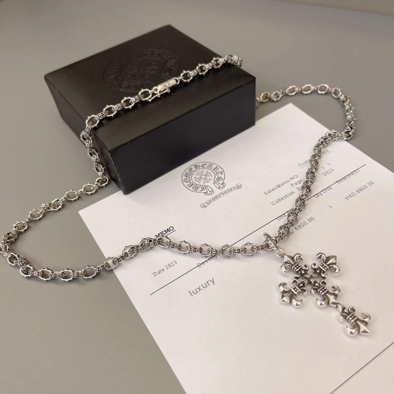 GoodFit Chrxmx Hxxrts Necklaces 297835