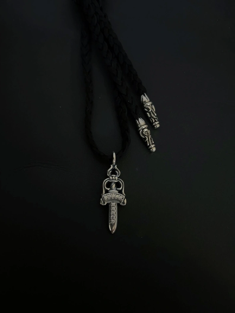 GoAnywhere Chrxmx Hxxrts Necklaces 297831
