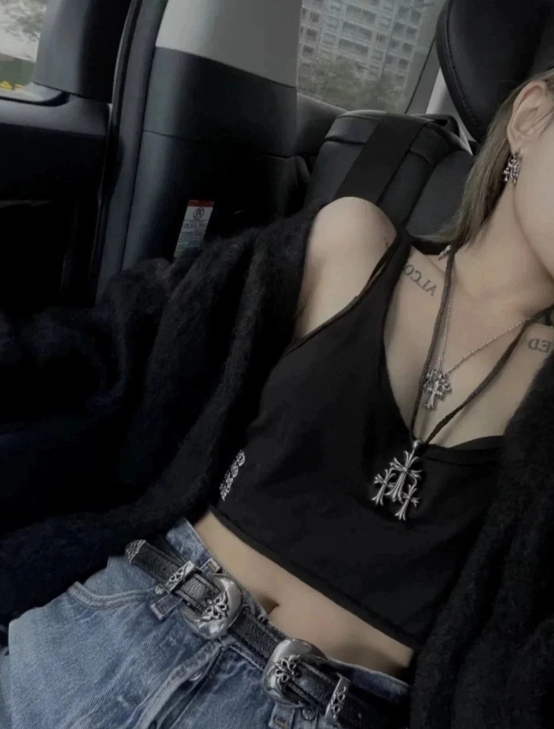 GoAnywhere Chrxmx Hxxrts Necklaces 297831