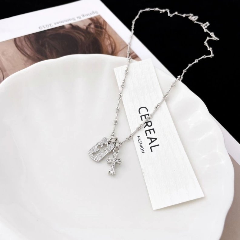 Chrxmx Hxxrts Necklaces Lightweight 297827