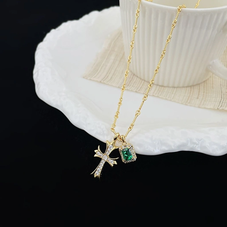 Practical Chrxmx Hxxrts Necklaces 297825