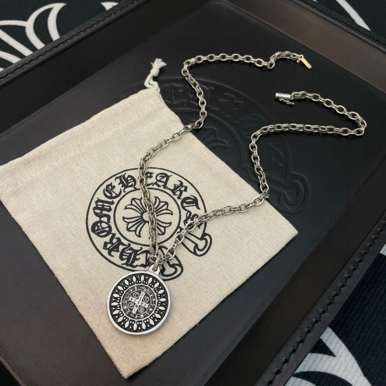 Chrxmx Hxxrts Necklaces Resilient 297821