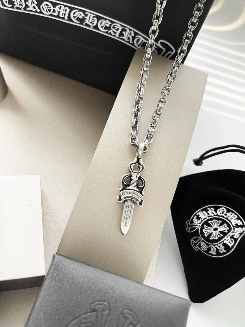Refined Chrxmx Hxxrts Necklaces 297819