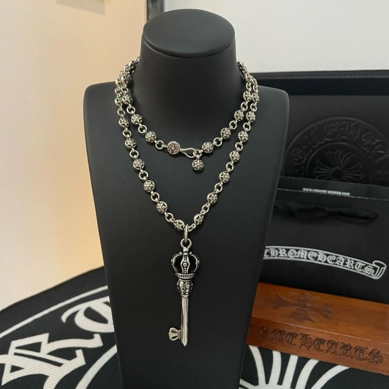 Unique Chrxmx Hxxrts Necklaces 297812
