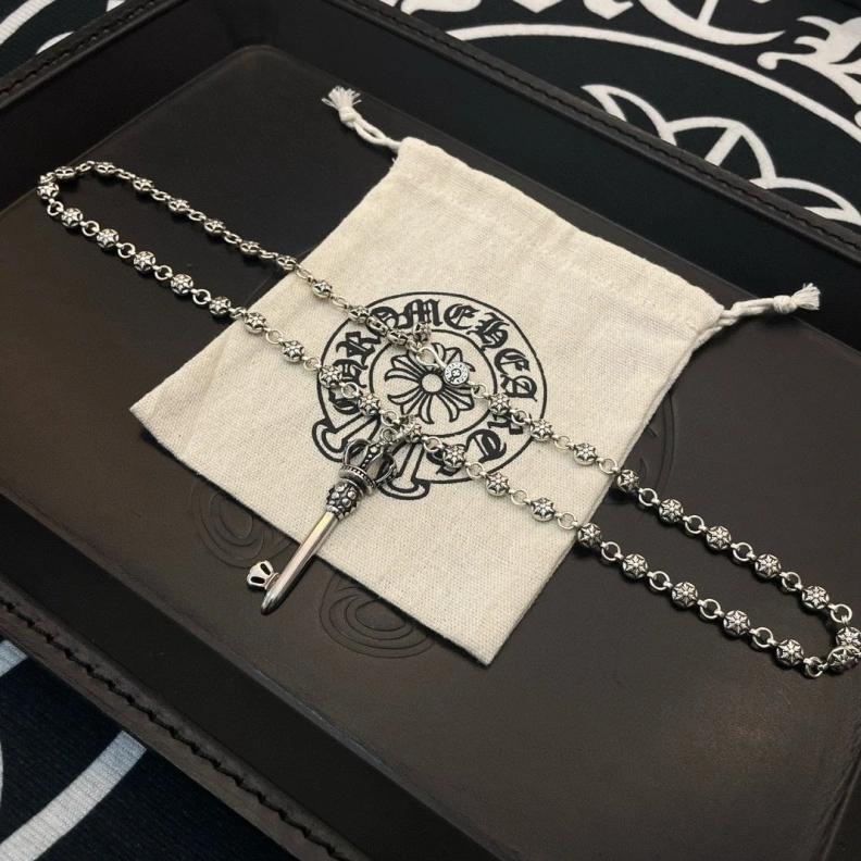 Unique Chrxmx Hxxrts Necklaces 297812