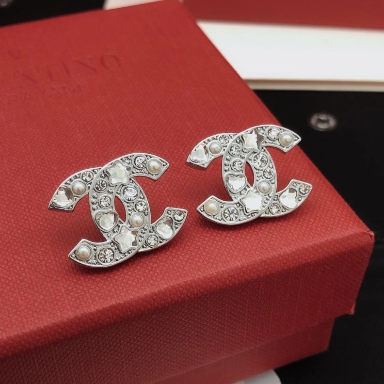 Fashionable Chxnxl Earrings 287342