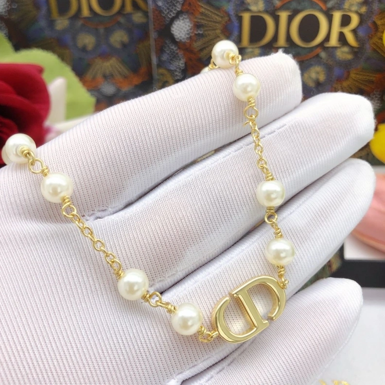 Soft Christian Dxxr Necklaces 294381
