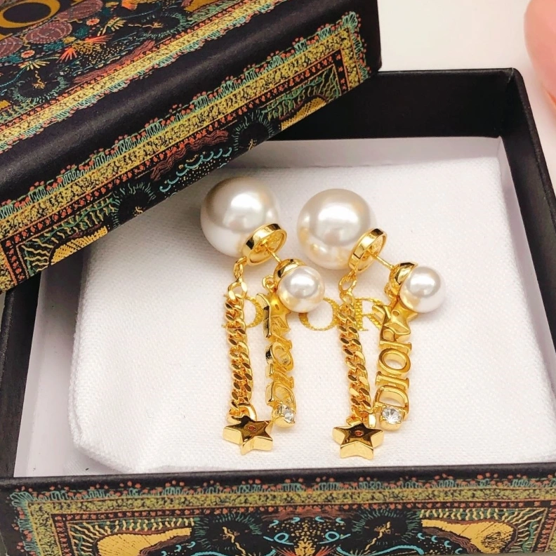 Christian Dxxr Earrings Sophisticated 294515