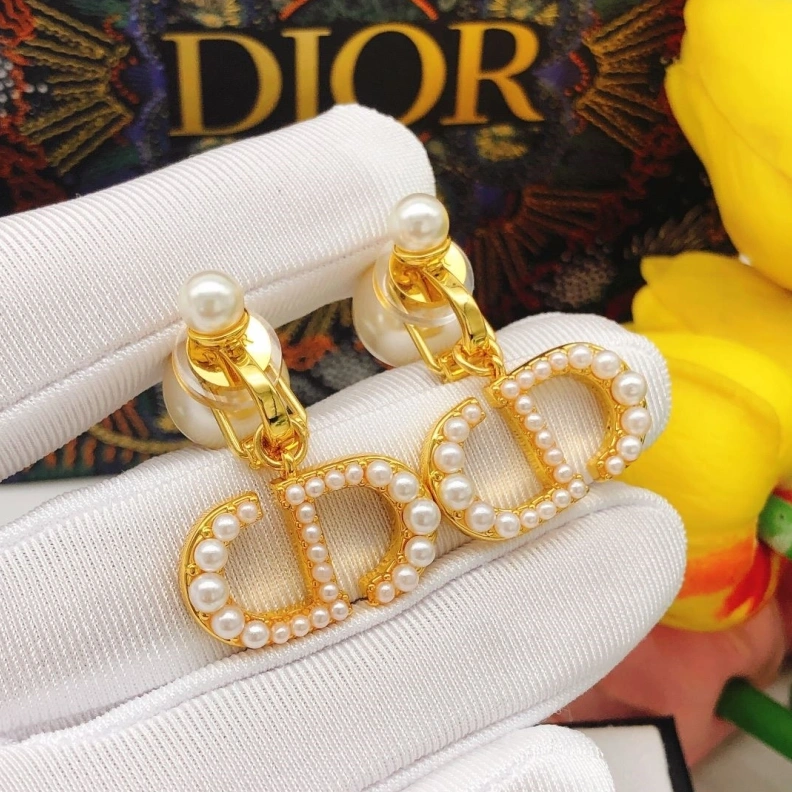 Sophisticated Christian Dxxr Earrings 294517