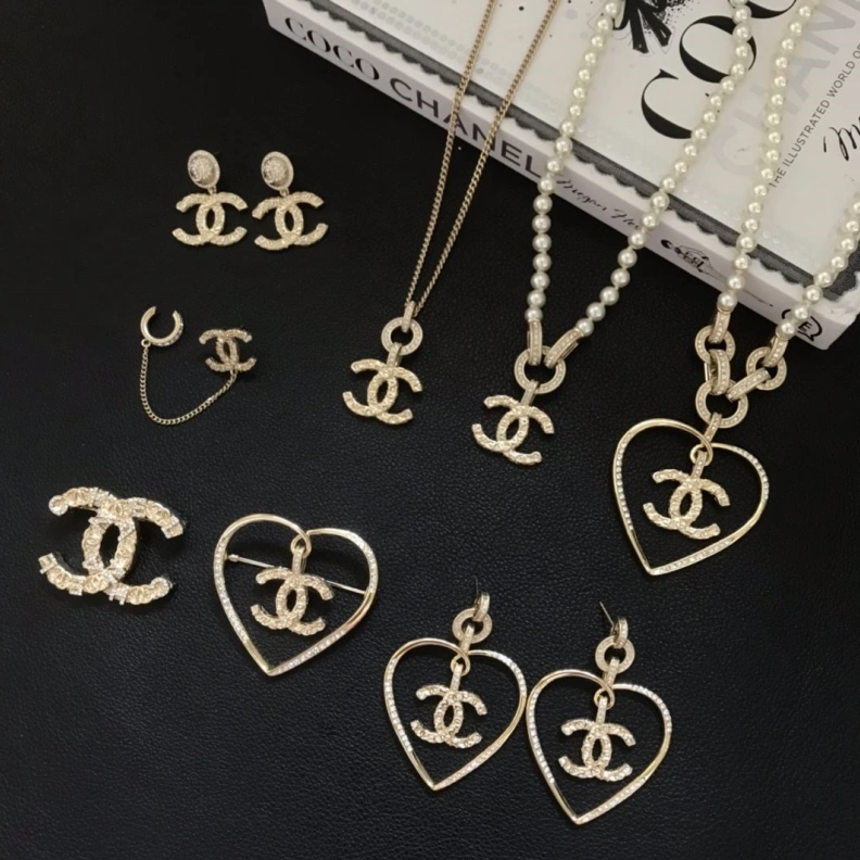 Durable Chxnxl Necklaces 286740